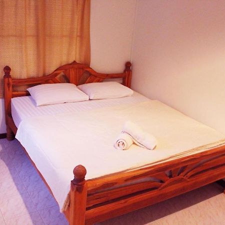 Chuan Chom Resort Sukhothai Rum bild